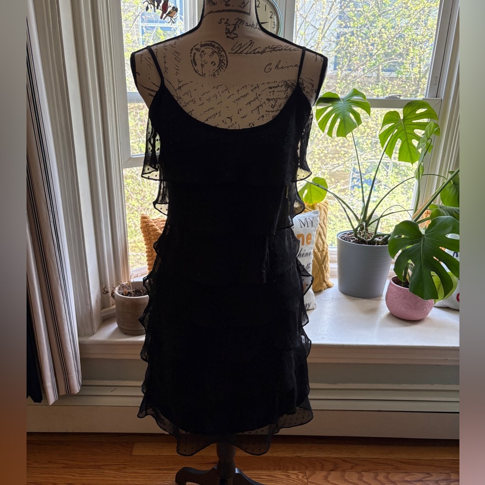 Betsey Johnson black ruffle dress with sparkly detail sleeveless sexy size 8